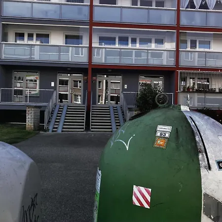 Dom Pr شقة *